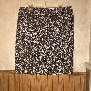 Multi color floral Liz Claiborne career skirt (16)